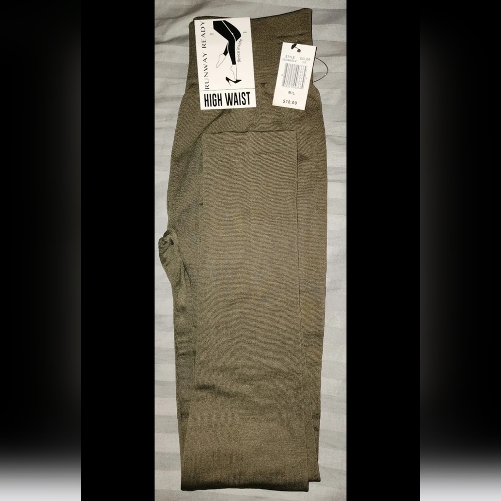 FLEECE LEGGINGS M/LBRAND NEW